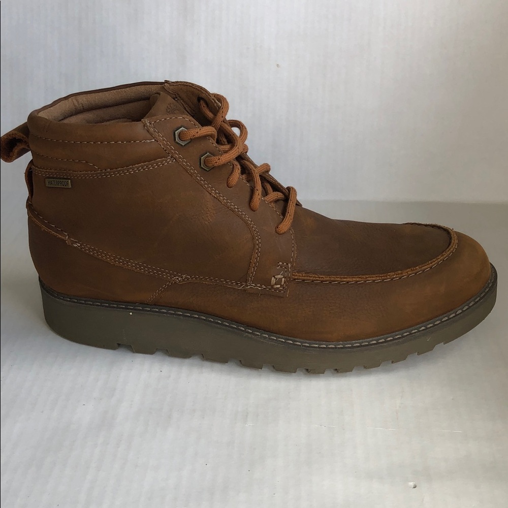 Clarks Men’s Hinsdale Mid Tan Leather Boot size 12, Waterproof,Excellent